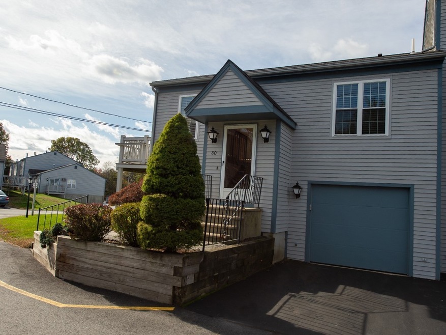 565 Quaker Ln, West Warwick, RI 02893 - photo 1