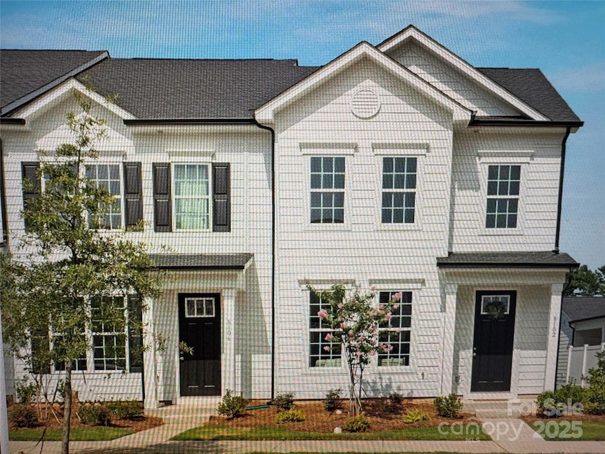 8128 Jacey Ln unit 18, Charlotte, NC 28269 - photo 1