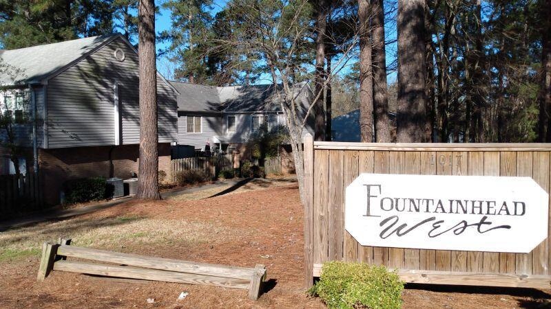 For Rent $1,041/month