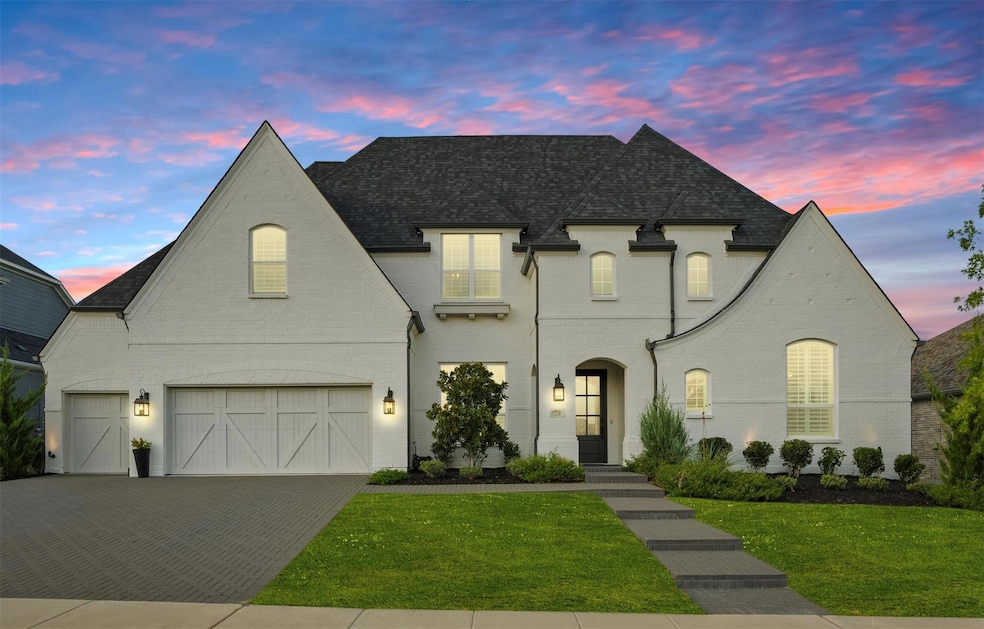 2720 Whirlaway Ct is STUNNING in the evening!