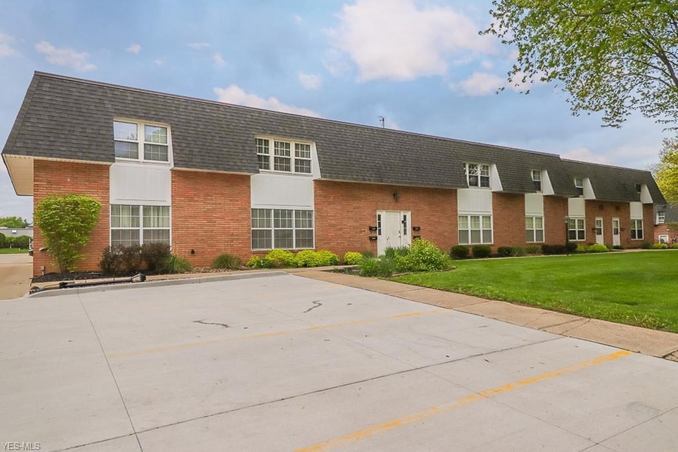 Welcome to Parkway Place Condominiums!