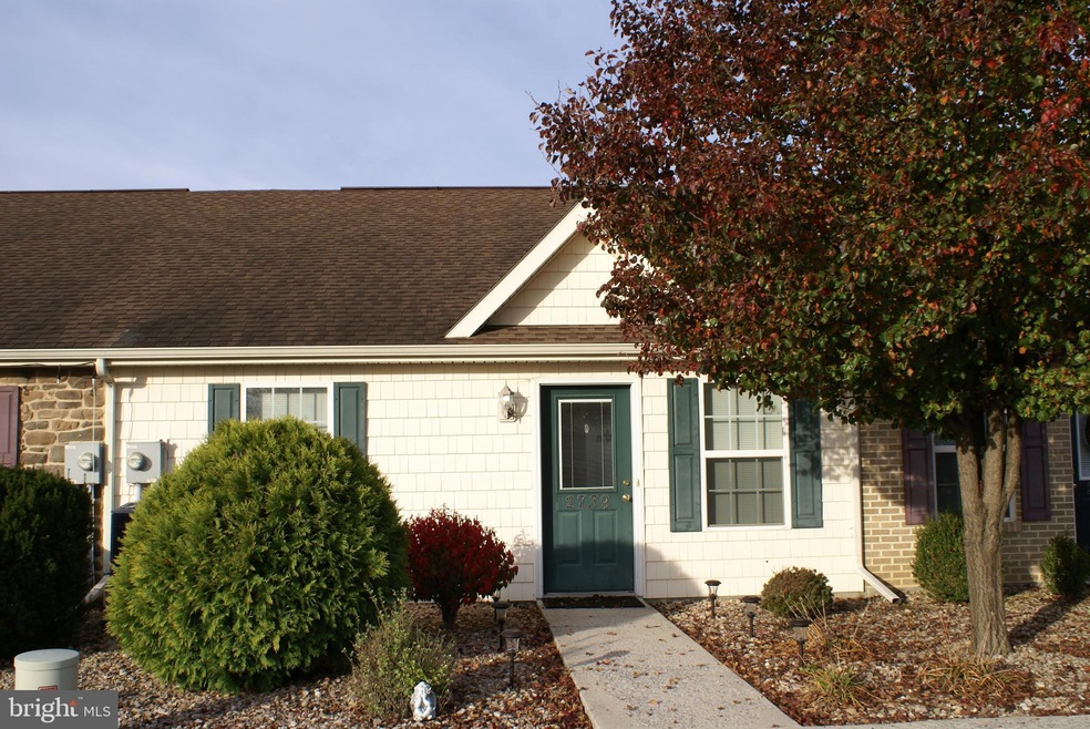 2739 Roosevelt Dr, Chambersburg, PA 17201 - photo 1
