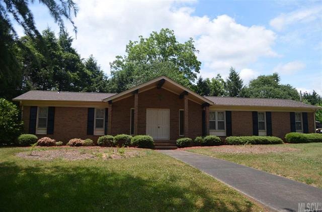 805 Woods Dr, Statesville, NC 28677 - photo 1