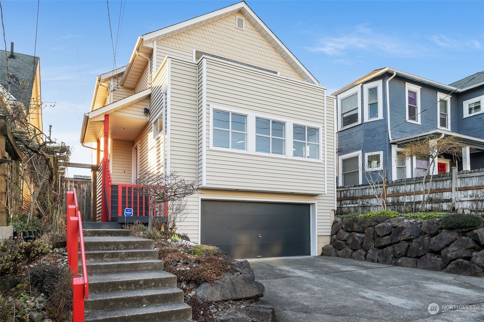 Great location between 23rd and 19th Ave