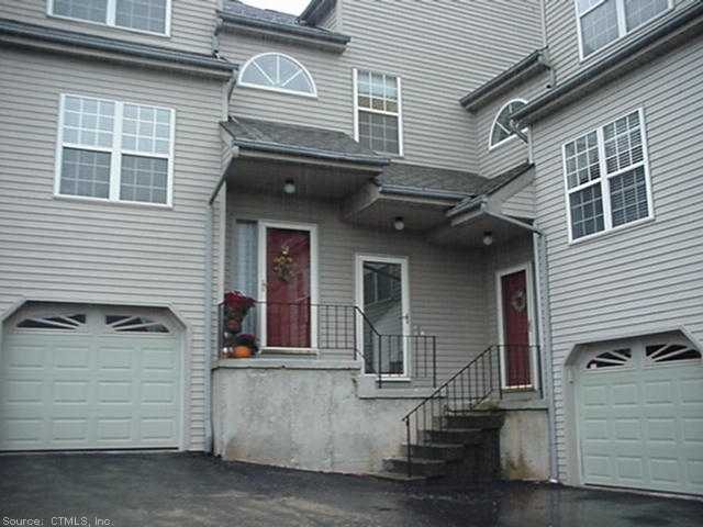 7 Taft Point unit 55, Waterbury, CT 06708 - photo 1