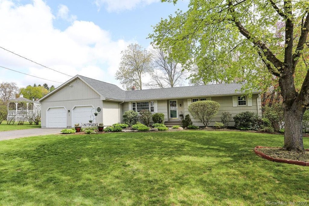 42 Riverside Dr, Vernon Rockville, CT 06066 - photo 1