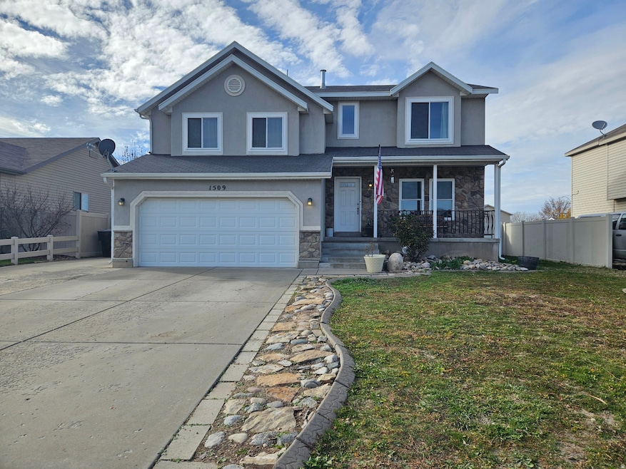 1509 N 2475 W, Clearfield, UT 84015 - photo 1