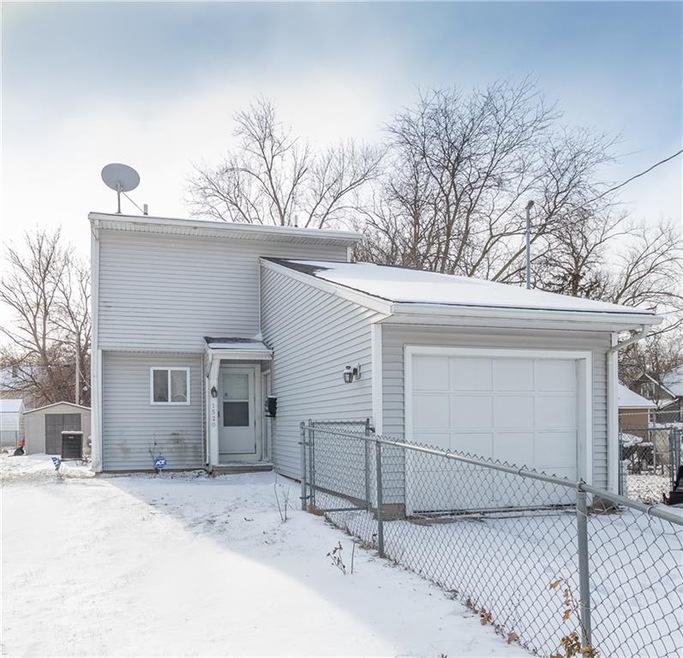 1520 Jefferson Ave, Des Moines, IA 50314 - photo 1