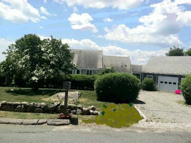 231 Carpenter Dr, Wakefield, RI 02879 - photo 1