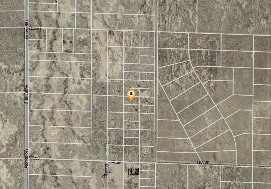 124xx E Vic Avenue E-12, Lancaster, CA 93535 - photo 1