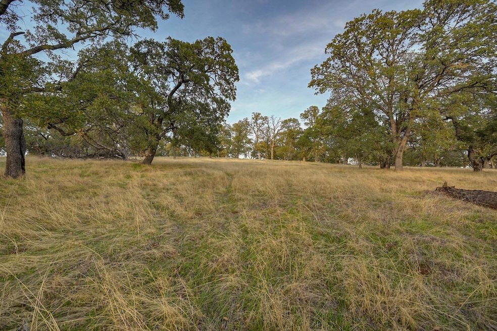 For Sale $625,000 • Co-Listing Agent