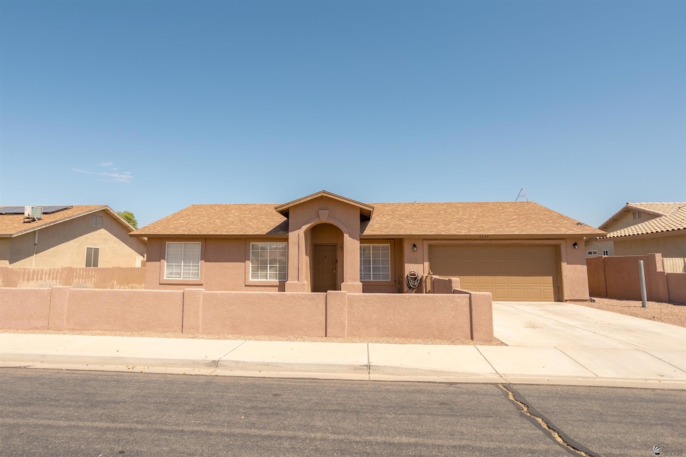 6334 E 44th Place, Yuma, AZ 85365 - photo 1