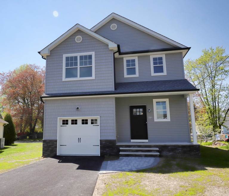 972 Woodmere Dr, Keyport, NJ 07735 - photo 1