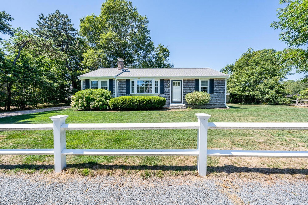 51 PRINCETON CIRCLE FRONT 3