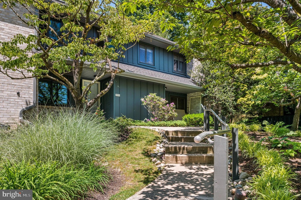 547 Foxwood Ln unit 547, Paoli, PA 19301 - photo 1