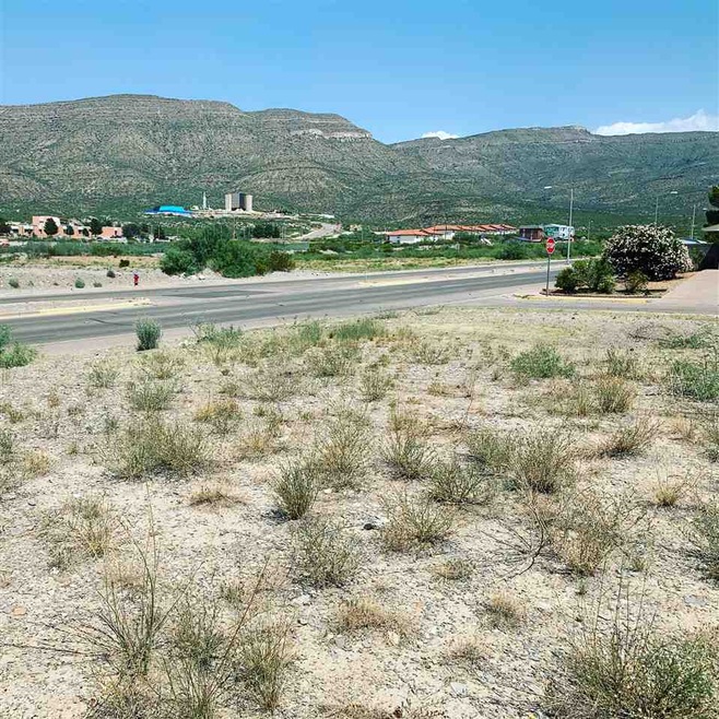 2800 Carmel Dr, Alamogordo, NM 88310 - photo 1