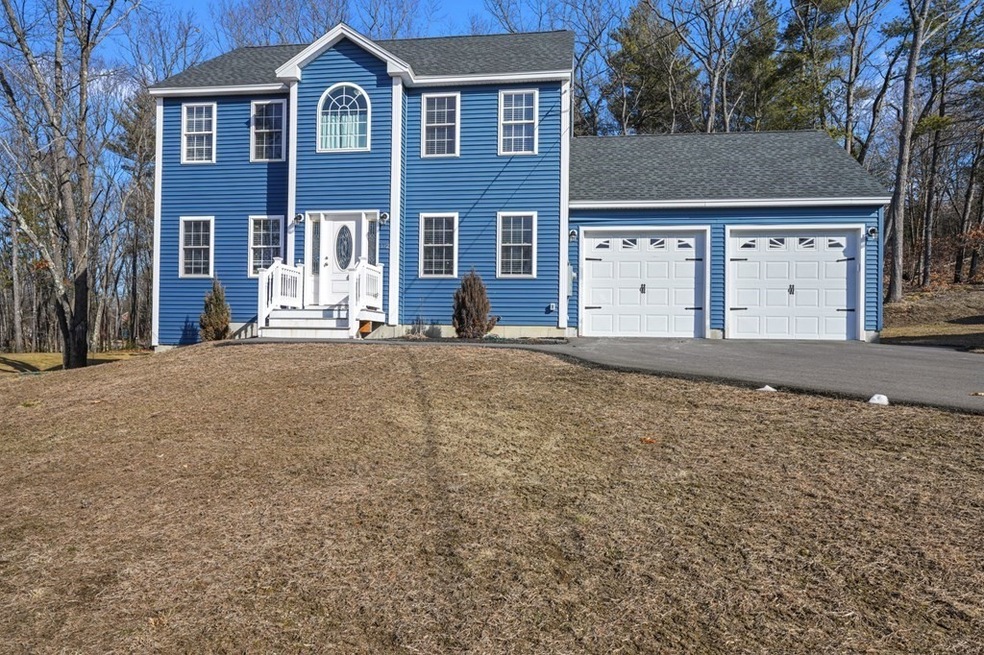 172 Johnny Appleseed Ln, Leominster, MA 01453 - photo 1