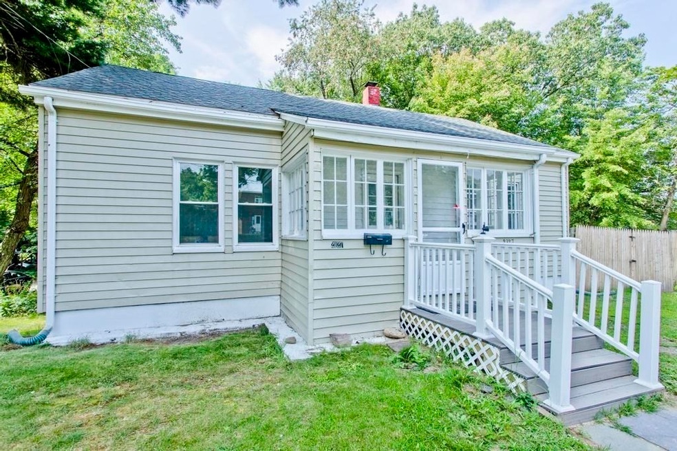 2127 Page Blvd, Indian Orchard, MA 01151 - photo 1