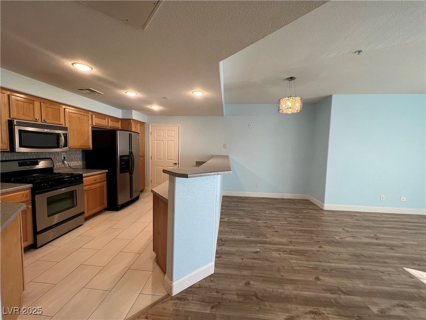 For Rent $1,548/month