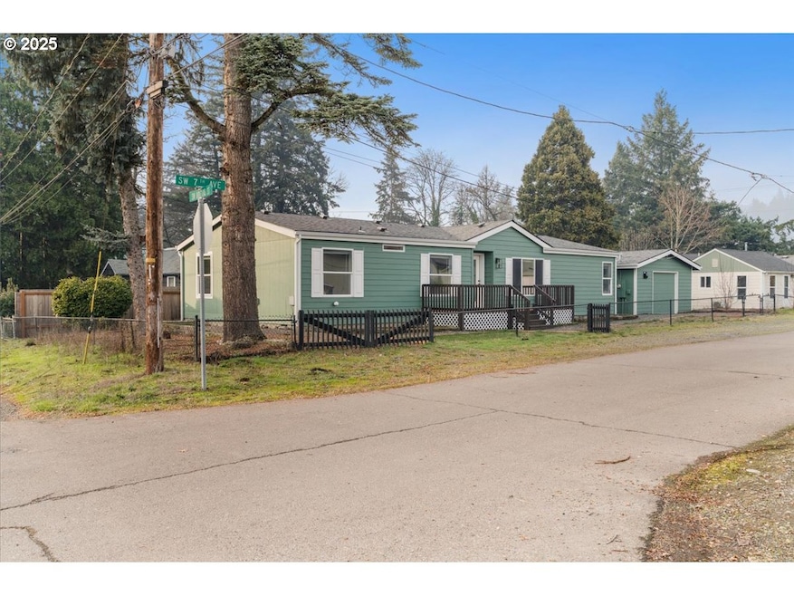 365 SW 7th Ave, Mill City, OR 97360 - photo 1