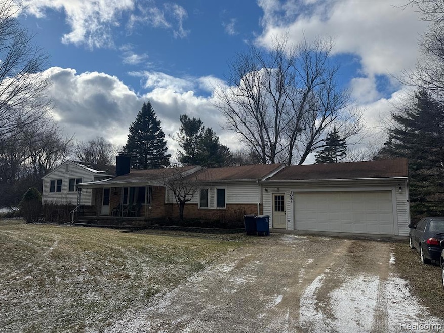 3084 Charing Cross Rd, Ann Arbor, MI 48108 - photo 1