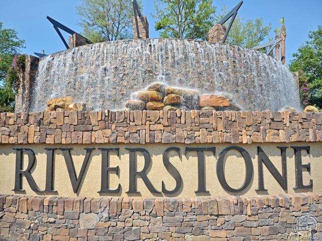 Riverstone Entrance