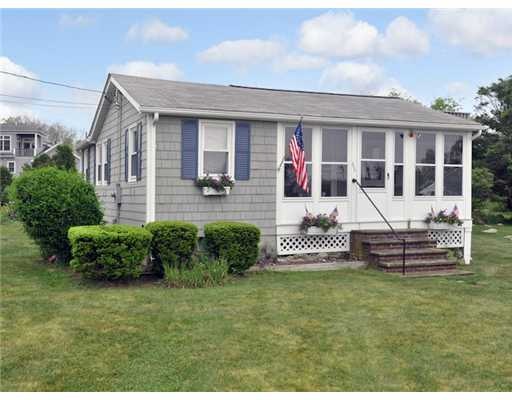 266 Carpenter Dr, Wakefield, RI 02879 - photo 1