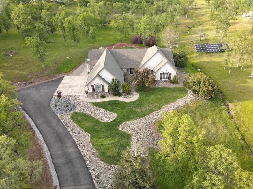 dji_fly_20250408_180854_5_1744160947042_
