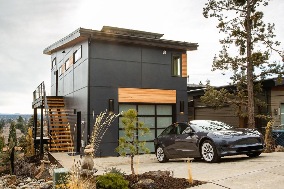 930 NW Quincy Ave unit Lot HR08, Bend, OR 97703 - photo 1