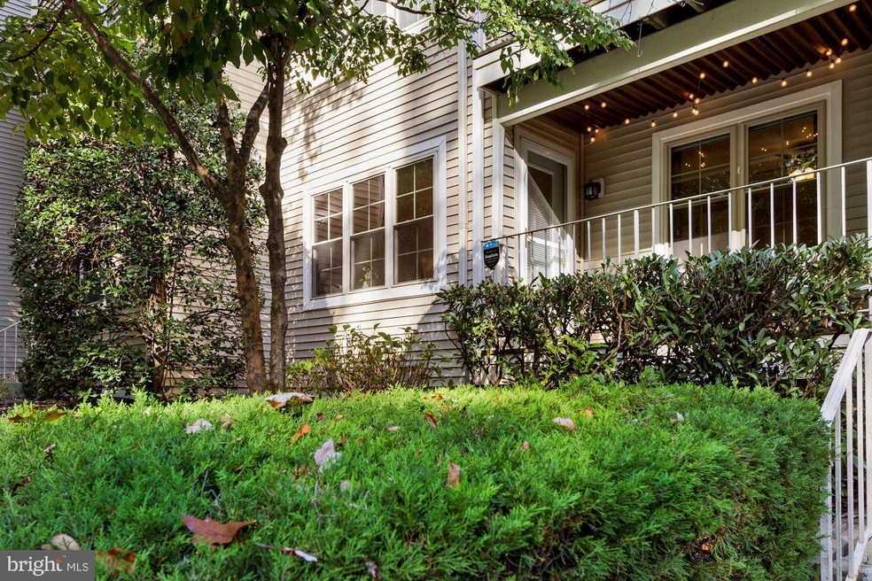 2322 Falls Gable Ln unit L, Baltimore, MD 21209 - photo 1