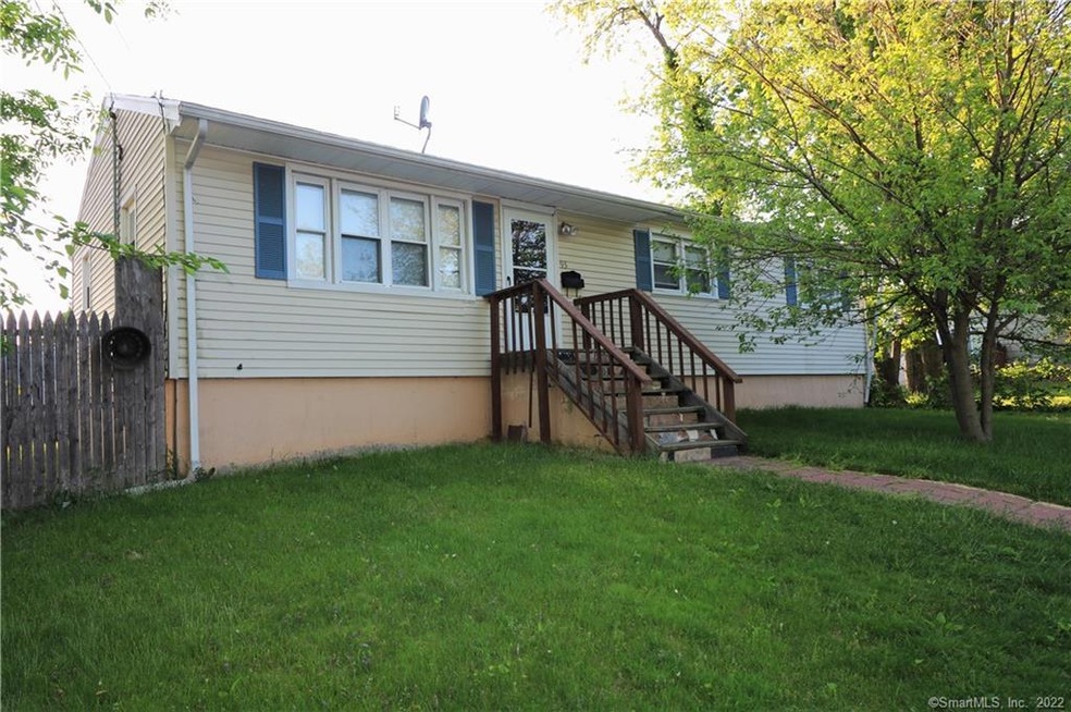 95 Pershing Ave, Bridgeport, CT 06606 - photo 1