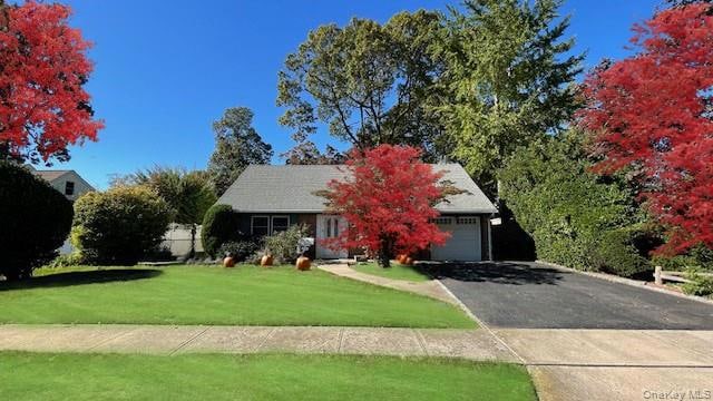 1750 Yale Ct, Wantagh, NY 11793 - photo 1