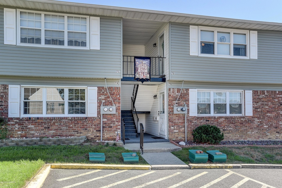 002_Front Entry