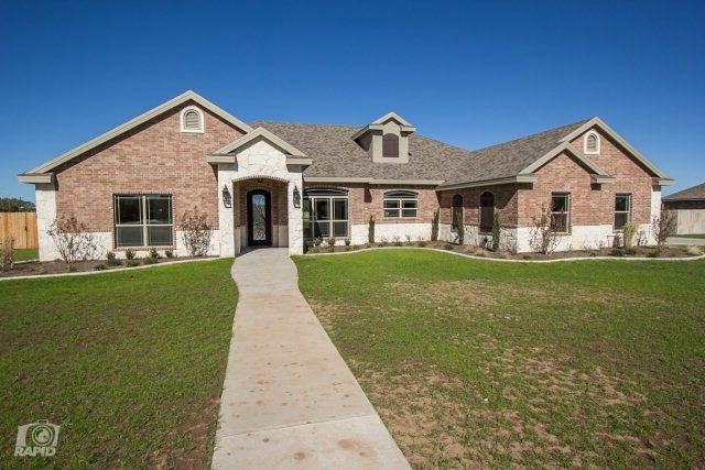 1536 Whitney St, San Angelo, TX 76904 - photo 1