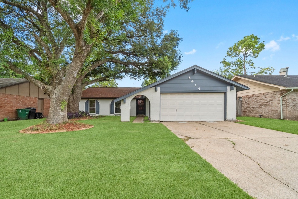 8414 Springtime Ln, Houston, TX 77075 - photo 1