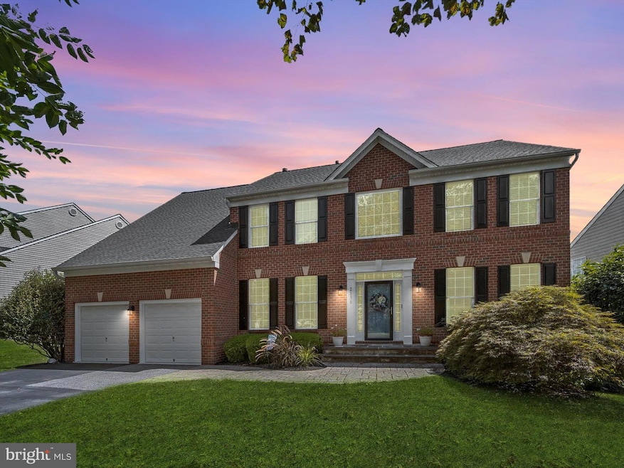 Sold $900,000 • Co-Listing Agent