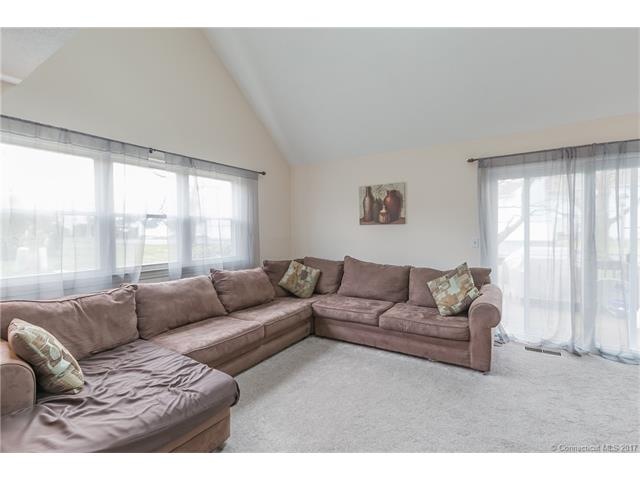 8 Thistle Way unit D, Broad Brook, CT 06016 - photo 1