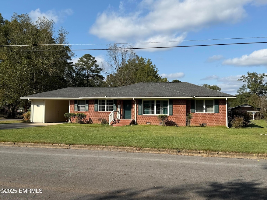 121 Anderson St, Quitman, MS 39355 - photo 1