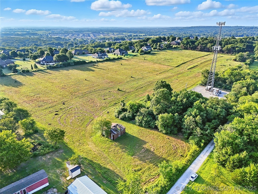 27520 E 72nd St S, Broken Arrow, OK 74014 - photo 1