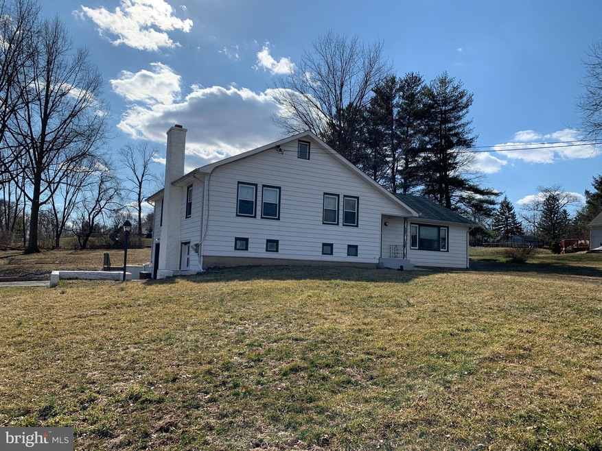 3730 Pickertown Rd, Chalfont, PA 18914 - photo 1