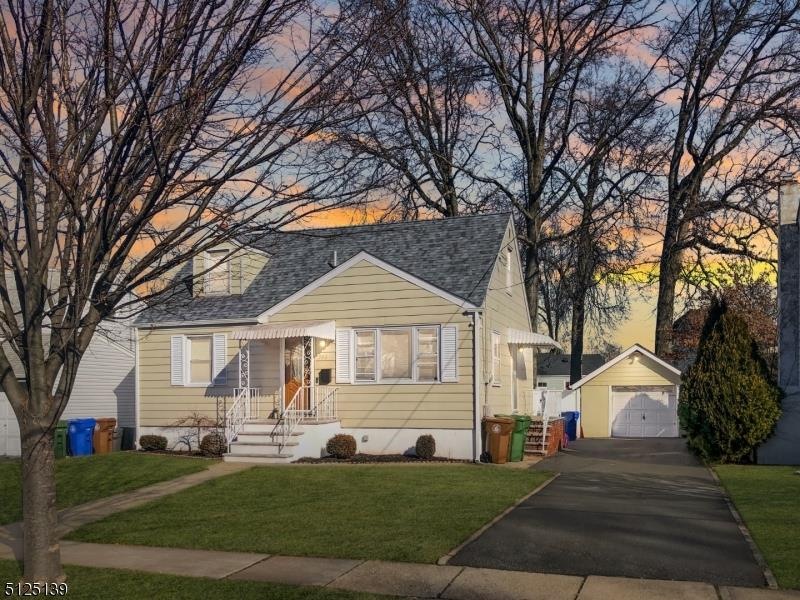 740 Walnut St, Linden, NJ 07036 - photo 1