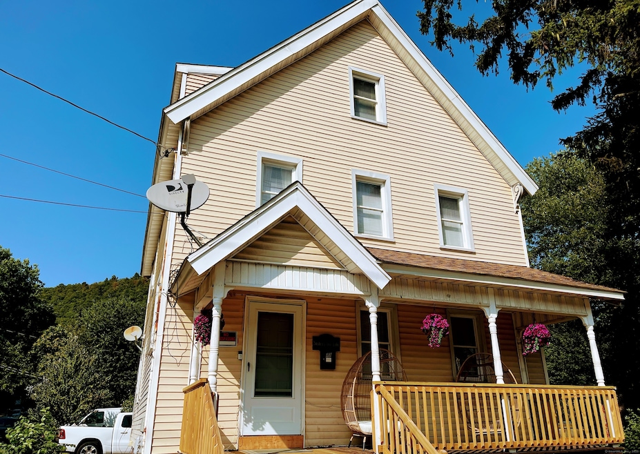 233 Valley St, New Haven, CT 06515 - photo 1