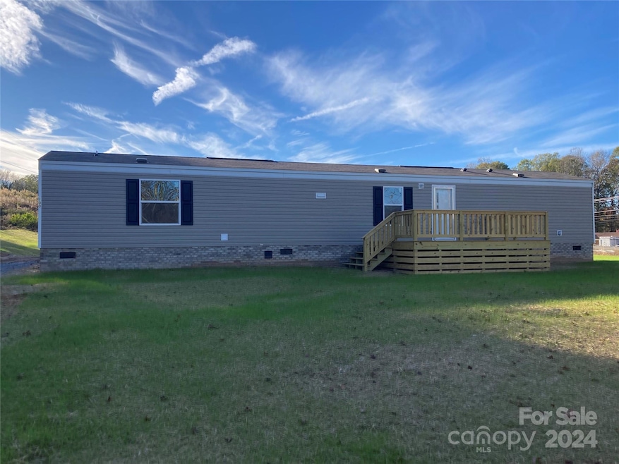 100 W Debby Dr, Shelby, NC 28152 - photo 1