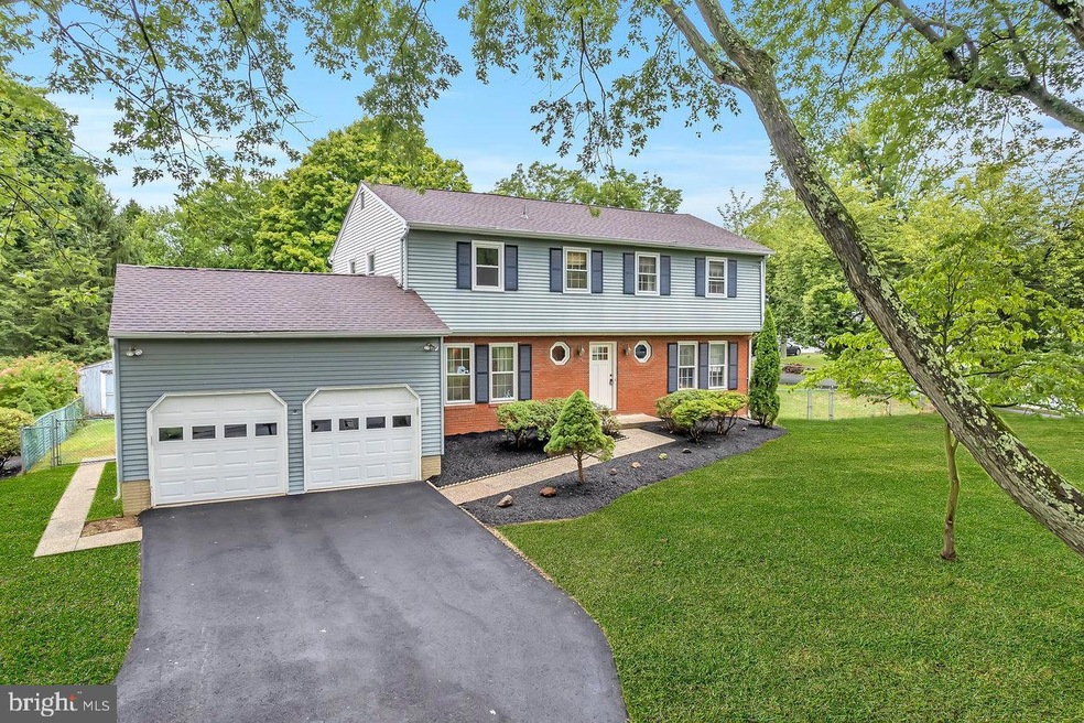 5 Dunbar Dr, Princeton Junction, NJ 08550 - photo 1