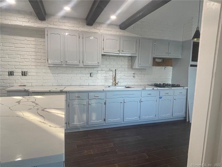 72 Palmer St, Stamford, CT 06907 - photo 1