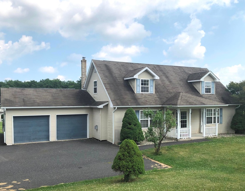 119 Lynx Ln, Effort, PA 18330 - photo 1