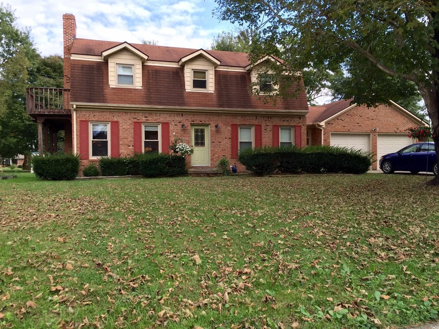 121 S Cumberland St, Berea, KY 40403 - photo 1