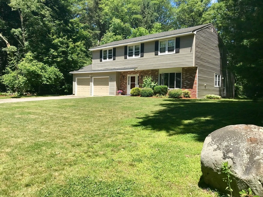 21 Florence Cir, Medway, MA 02053 - photo 1