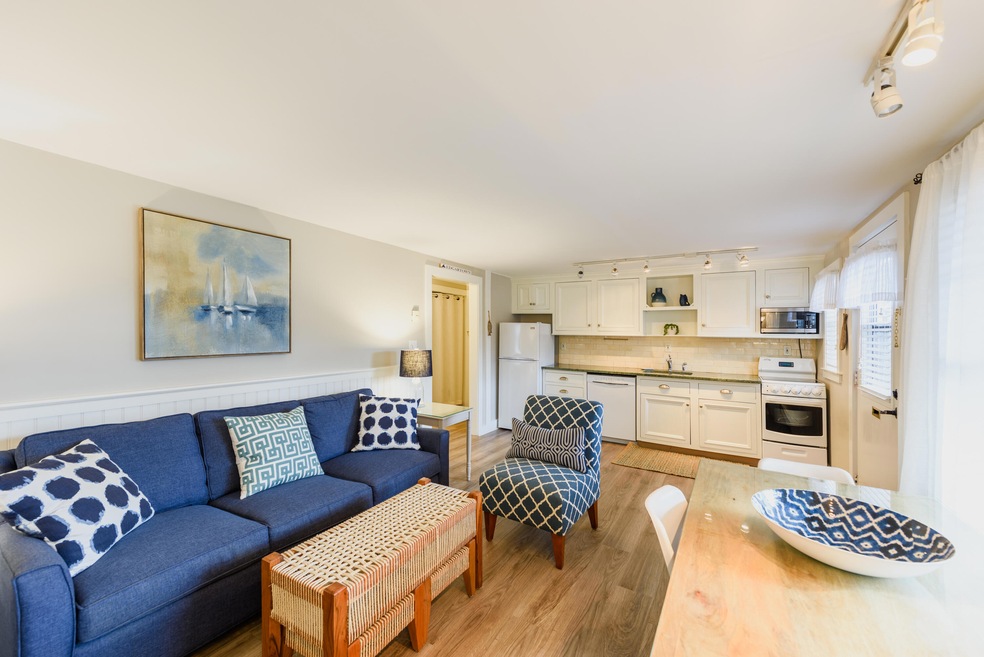 Edgartown Commons Condo
