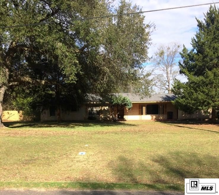 2106 W Martin Luther King Junior Ave, Grambling, LA 71245 - photo 1